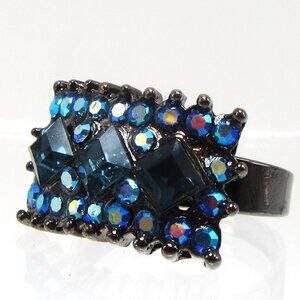 Blue rhinestone adjustable cocktail ring size 6 1/2  NEW - September birthstone
